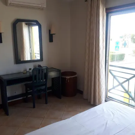 Relaxing Oasis In Albufeira